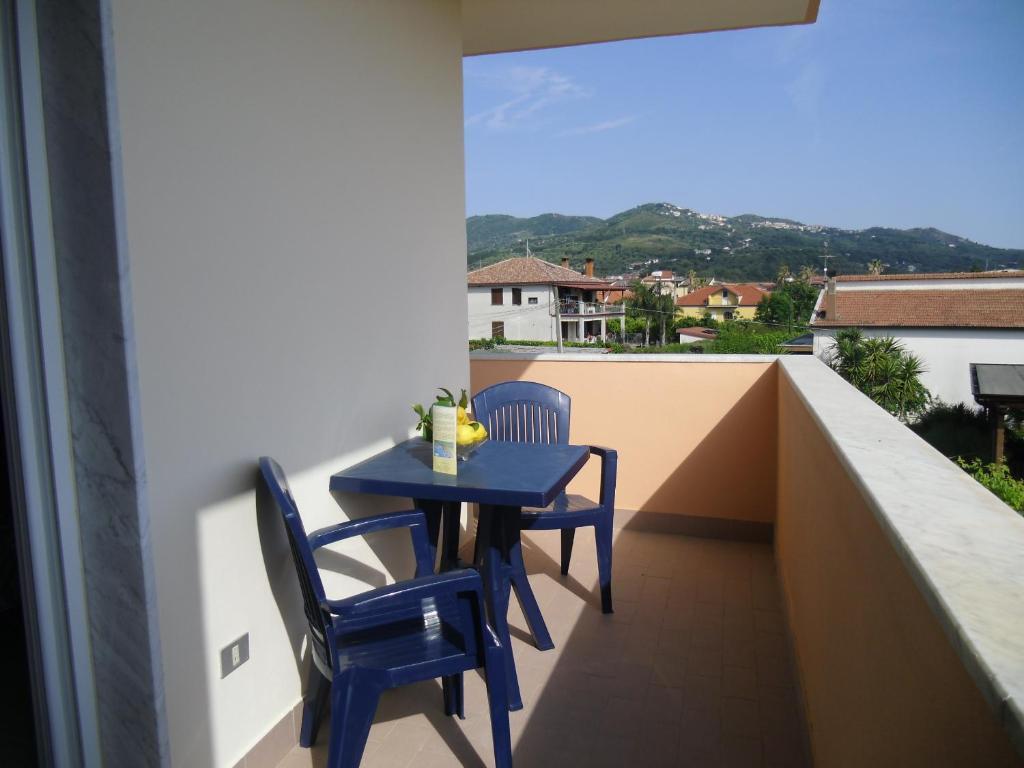 Villa Laura Residence Hotel Apartments & Studios Ашеа Номер фото